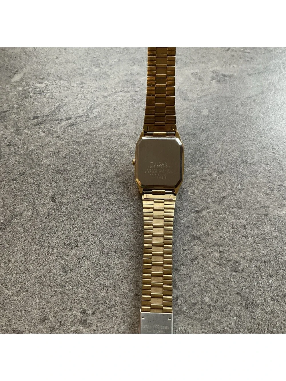 Vintage Pulsar Watch V533-5A70 28mm Gold Tone Rectangle Tank Day/Date Dial A5